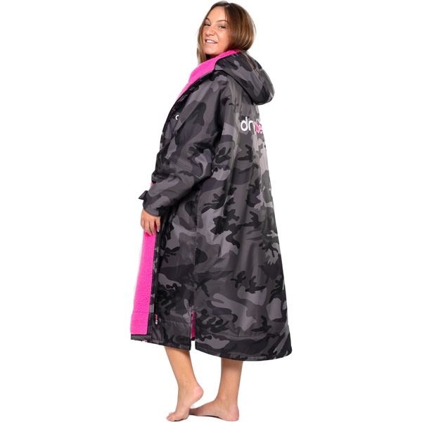2026 Dryrobe Advance Long Sleeve Changing Robe DALSV3 - Black Camo / Pink